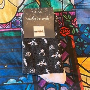 Throne of Glass Exclusive Women’s Socks - Black & White